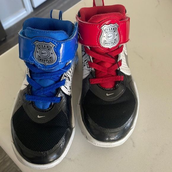 Nike -11- Team Hustle Red/ Blue - Picture 1 of 13